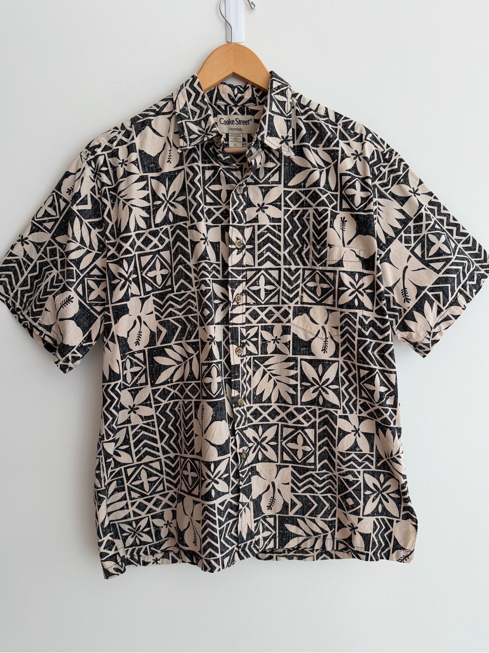 COOKE STREET Vintage Hawaiian Shirt Short Sleeve Button Front Geometric Tiki